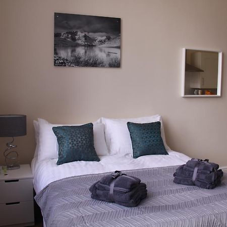 The Trafford Apartment Stockport Exterior foto