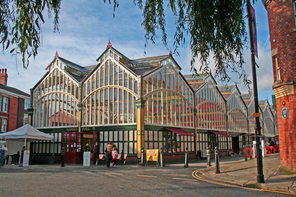 The Trafford Apartment Stockport Exterior foto